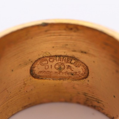 Chanel Coco Mark Ring Gold Plated #282428C78B display picture 2