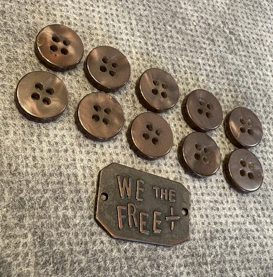 Authentic We The Free People Replacement Small Plastic Shirt Buttons Lot Of Ten - Image 3 of 4