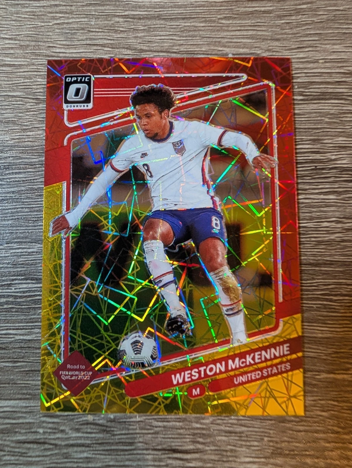 2021 Donruss World Cup Optic Weston McKennie #167 Red & Gold Velocity #/8 USMNT