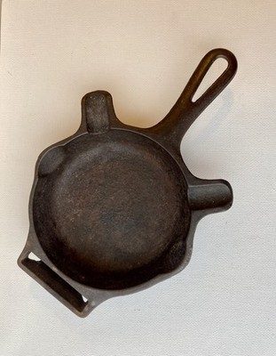 Vintage Griswold #570 cast iron ashtray/match book holder, Erie, Pennsylvania