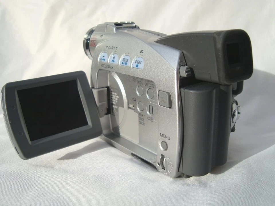 Canon MV630i Camcorder MiniDV Tape Video. DV/AV-in. VGC.1-yr warranty. - Image 4 of 4