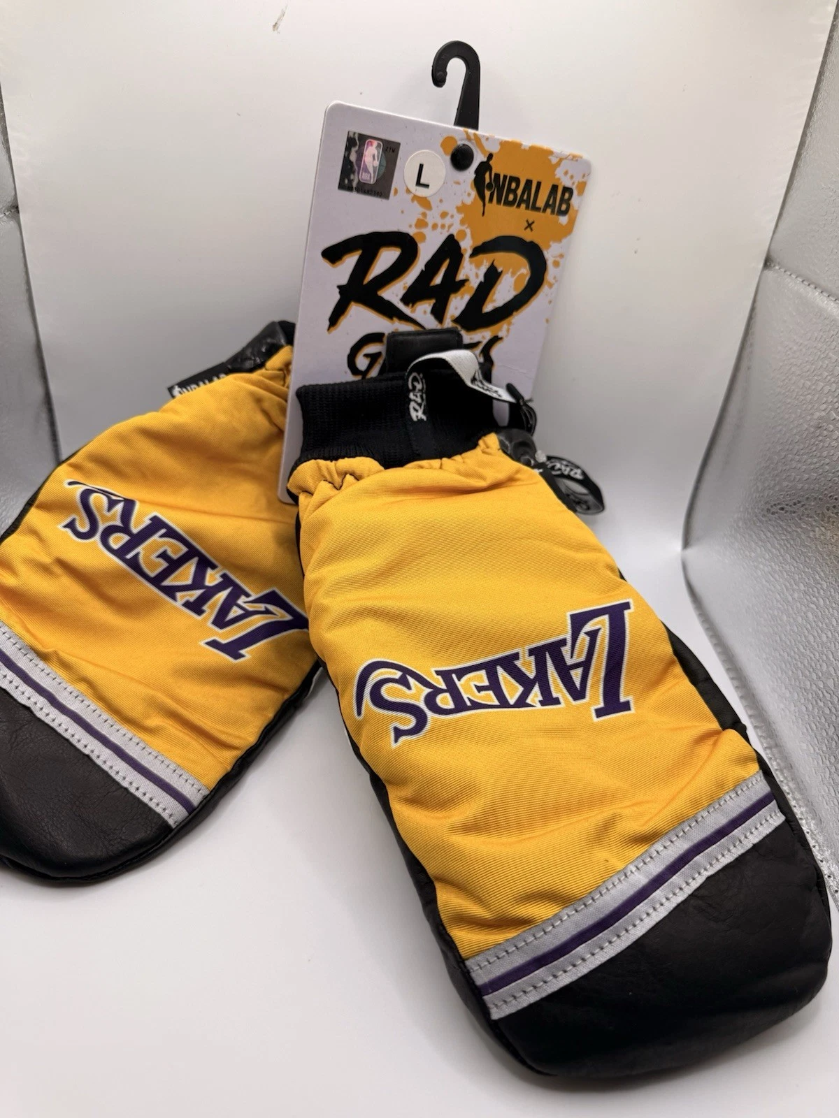 Los Angeles Lakers Classic Snow Mittens