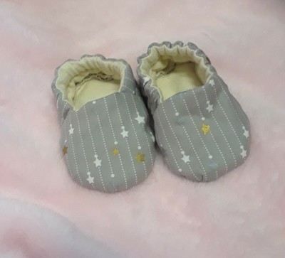 starry night moccasins