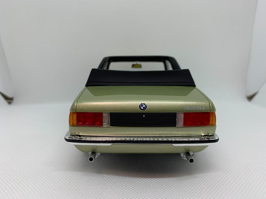 ミニカー BoS 1/18 BMW Baur E21 grun 1979 BOS073 BMW Baur E21 Green 1979 BOS073 1/18 Scale Diecast Model Car