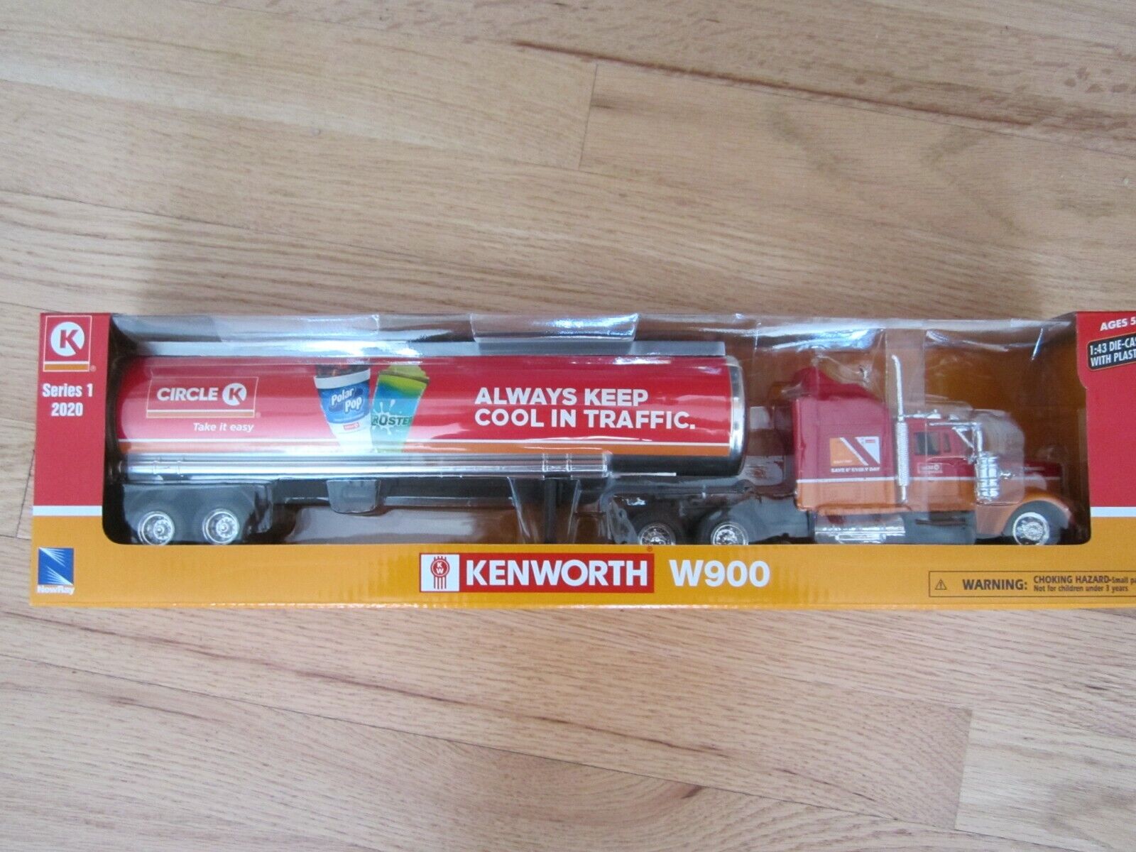 NEW 2020 Circle K Toy Tanker Truck Kenworth W900 1//43 Scale Series 1 New Ray