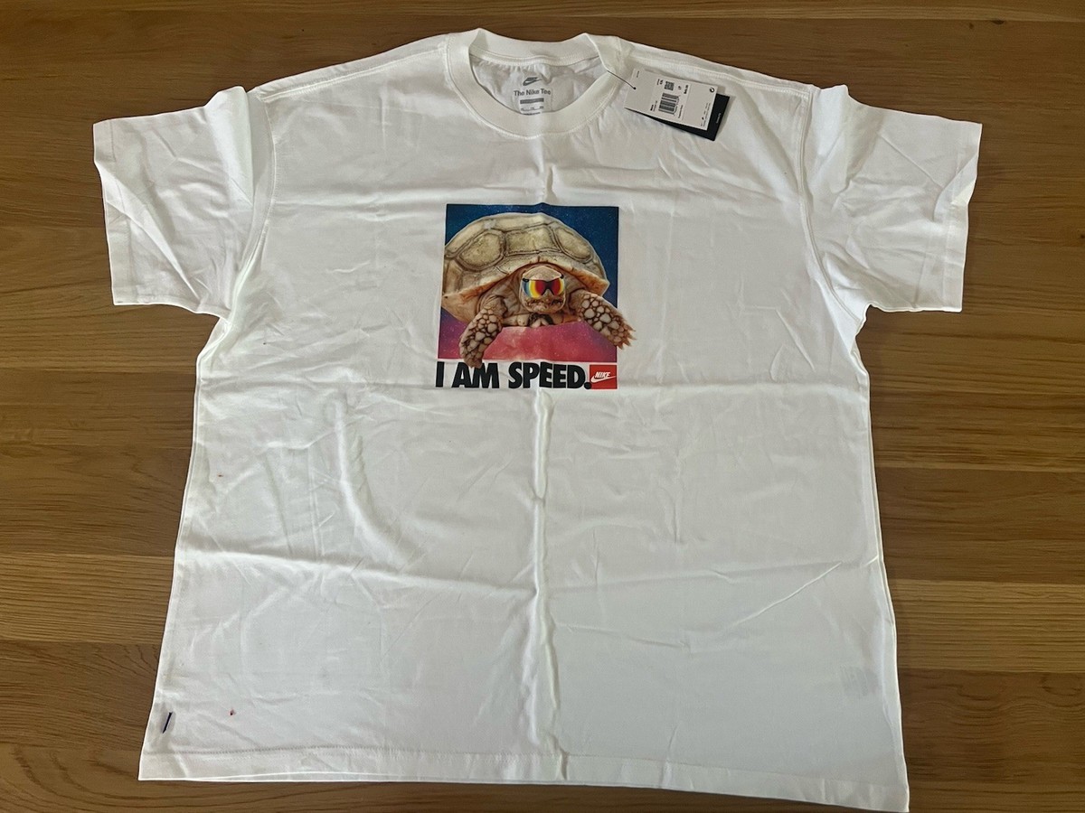 Nike Graphic Loose Fit T-Shirt 