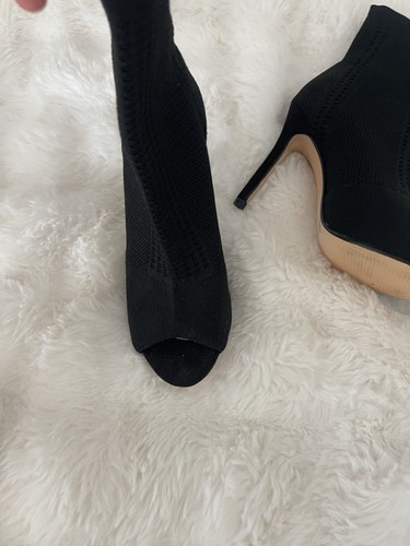 Women’s Size 6.5 Black Knit Stretch Peep Toe Bootie Heel Nicole Miller NY - Picture 5 of 6