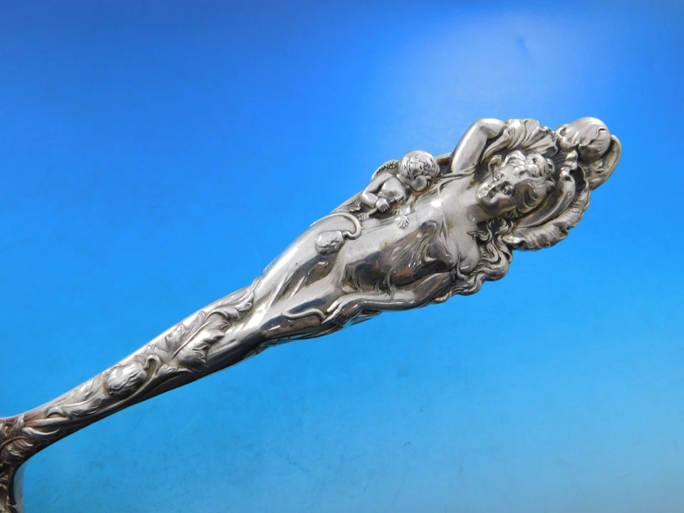 Tenedor para servir pescado Love Disarmed by Reed and Barton de plata esterlina Pcd 10 3/4" Foto 3 de 4