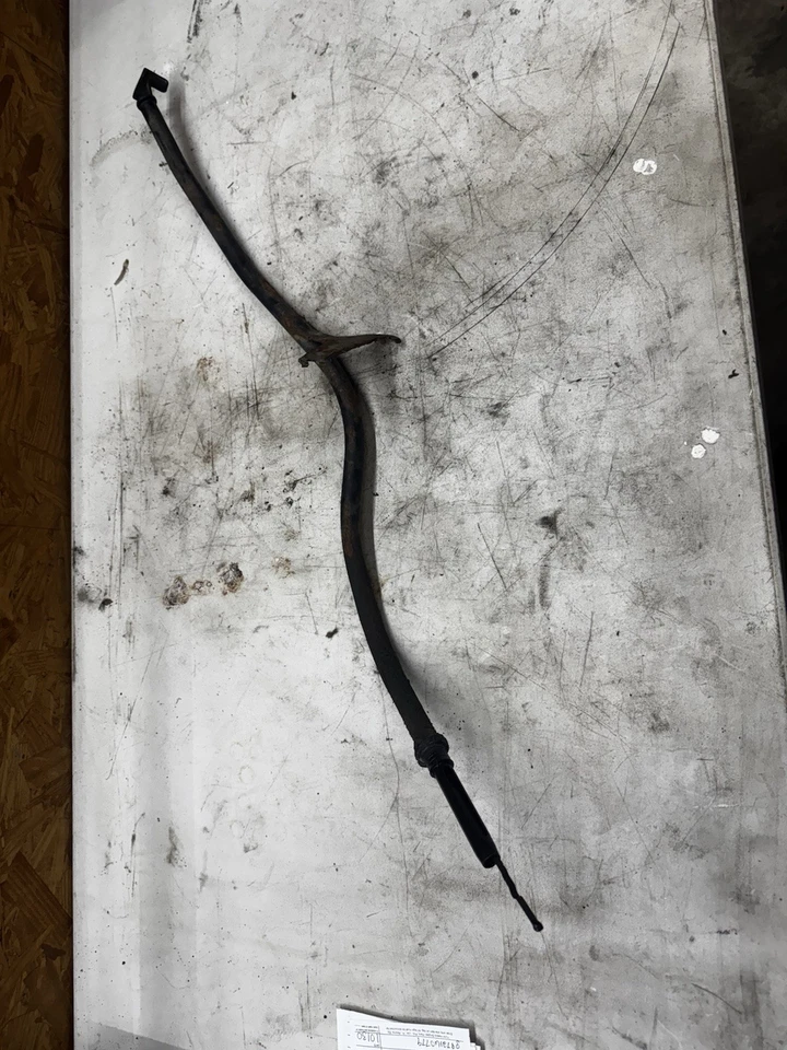 Varilla de medición y tubo de transmisión Chevy Silverado 2500 HD 2002-2007 15019779 Foto 2 de 3