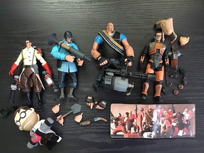 VALVe Merch Lot [Team Fortress 2, Portal, HALF-LIFE] Figures, Book, Games, Misc.