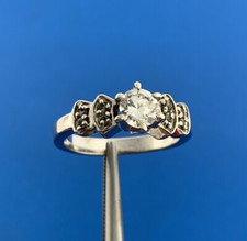 Vintage Design Sterling Silver Cubic Zirconia Solitaire w/ Round Accents Ring