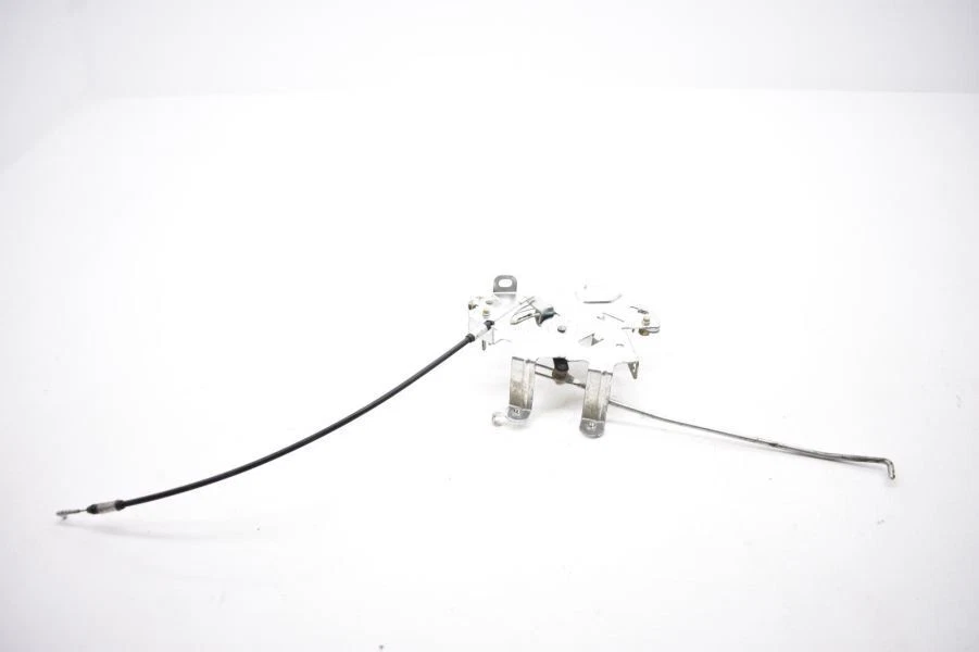 2000-2006 TOYOTA TUNDRA PASSENGER RIGHT REAR DOOR HANDLE ACTUATOR  - Image 4 of 4