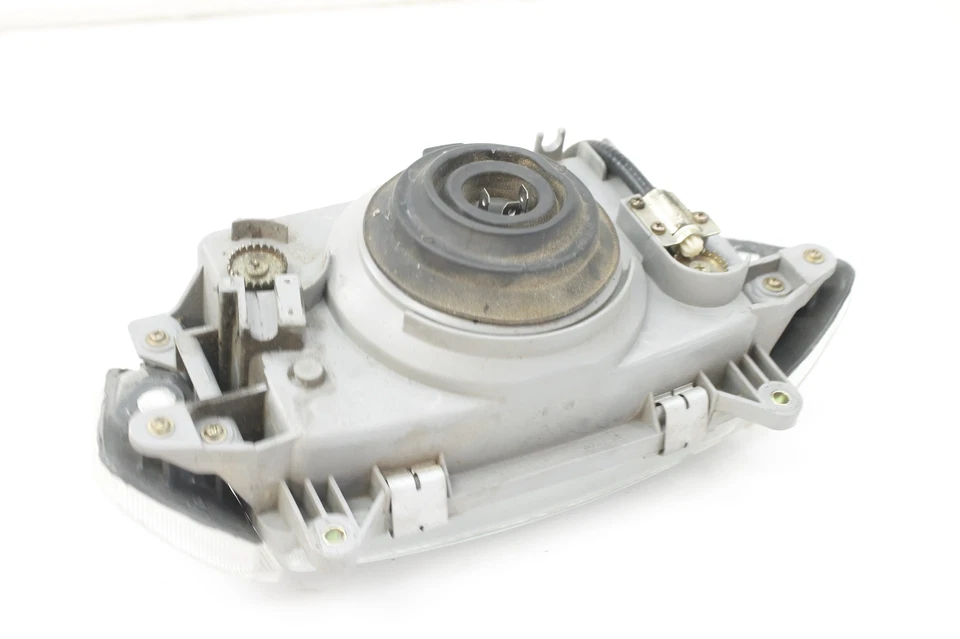 84-87 HONDA GOLDWING 1200 FRONT HEAD LIGHT HEADLIGHT LAMP - Image 2 of 4