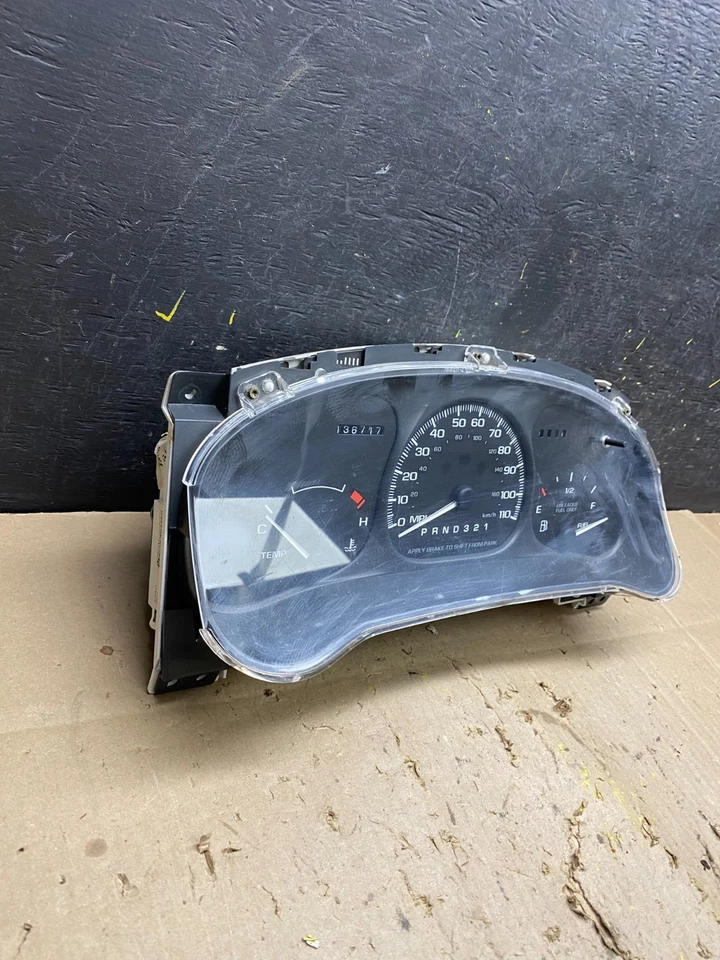 1999 Pontiac Montana velocímetro medidor cluster fabricante de equipamento original U5189 DG - Imagem 2 de 4