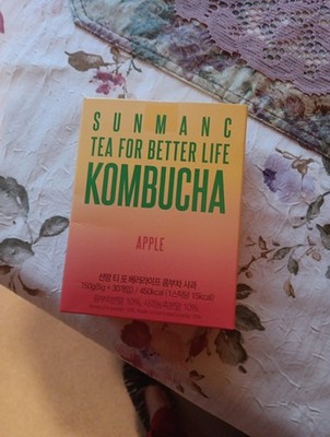 Kombucha: Recipes for Naturally Fermented Tea Drinks.  Make at Home Apple Flavor