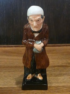 ぷくりん)チャールズ・ディケンズ 生誕200年 Collectable Charles Dickens Figurines | eBay