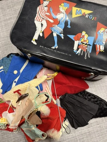 Ideal Tammy Doll Vintage Clothing And accessories Lot 1960s With Case