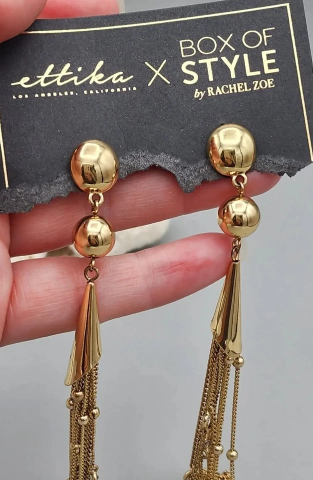 Pendientes Ettika X Caja de Estilo por Rachel Zoe Cadena Borla Larga Cristal Tono Dorado Foto 2 de 4