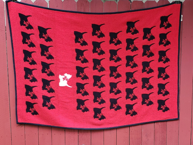 VINTAGE BIEDERLACK SCOTTIE DOG BLACK RED WHITE THROW BLANKET, 69.5" X 50.5"