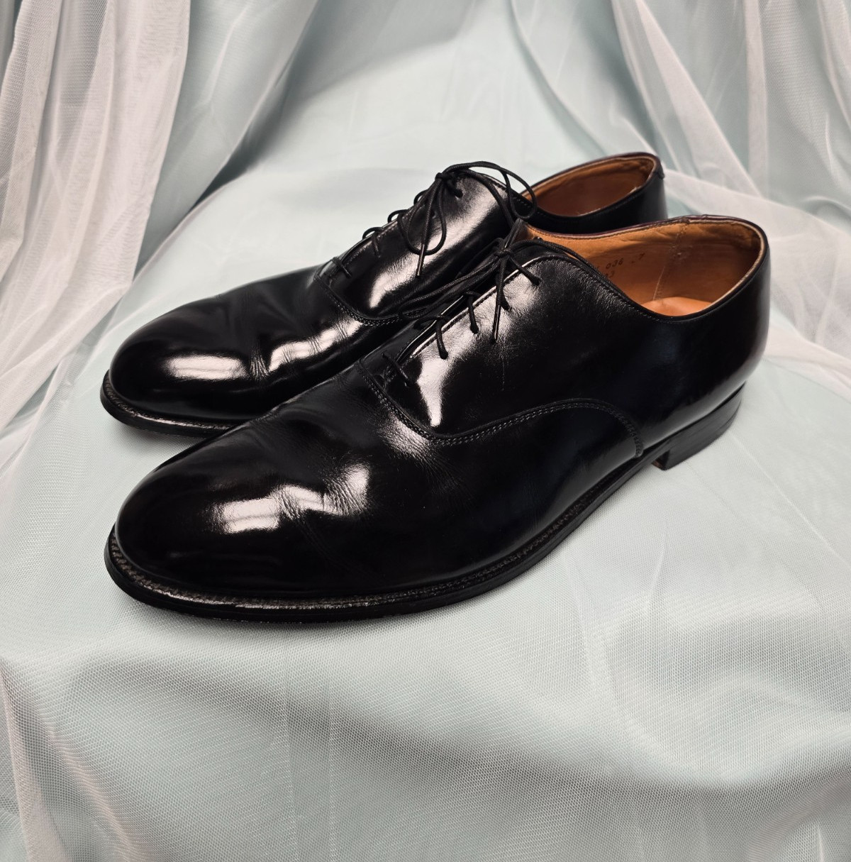 Alden 933 Burgundy Calfskin Plain Toe Bal