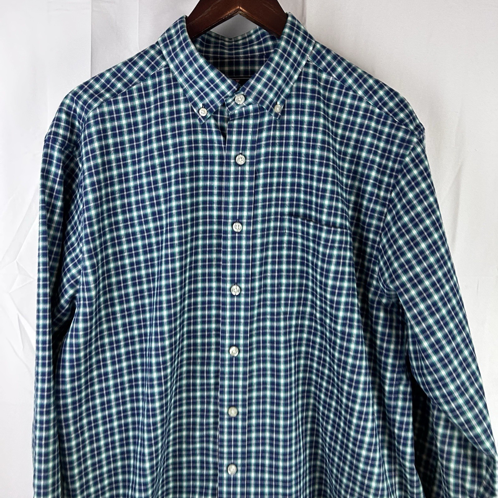 Vineyard Vines Performance Button-Down Shirt Plai… - image 3