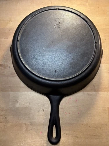 Vintage Lodge #8   Cast  iron Skillet 3 Notch Heat Ring 10.5"