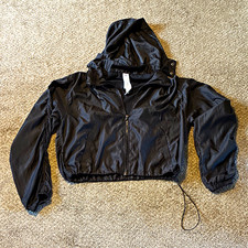 Fabletics Black Cropped Hooded Windbreaker Jacket Full Zip Woven Size L