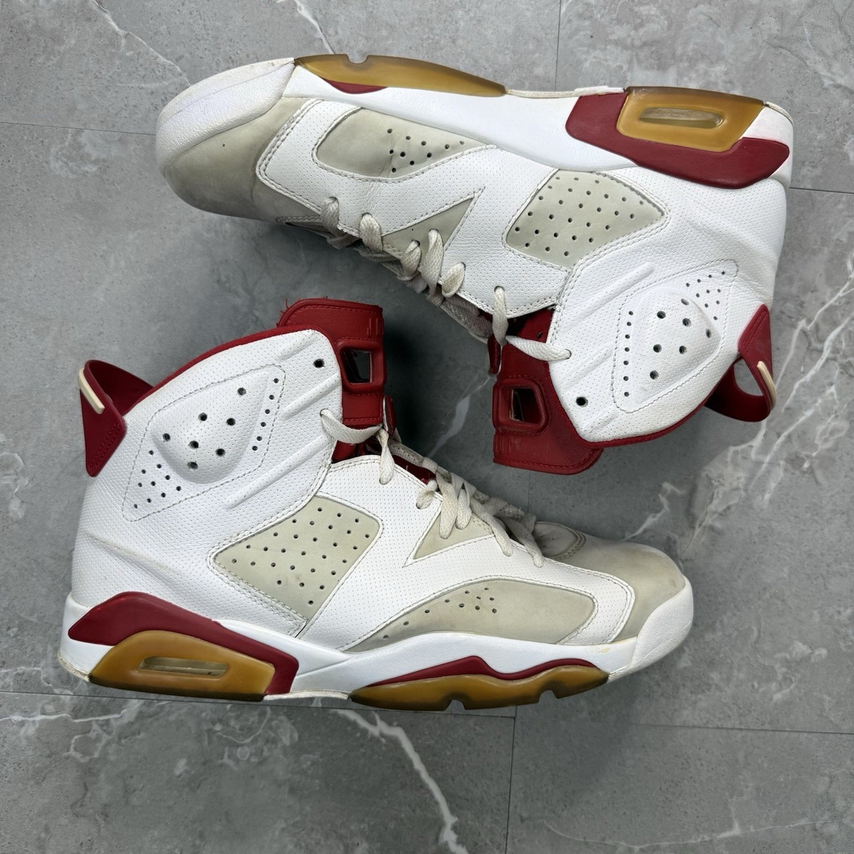 Air Jordan 6 Retro Alternate Hare 2017 Men's Size 10.5 384664-113