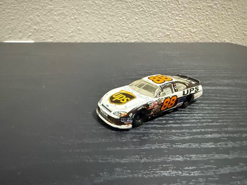 2005 #88 Dale Jarrett UPS NASCAR 1:64 (FREE SHIPPING!)