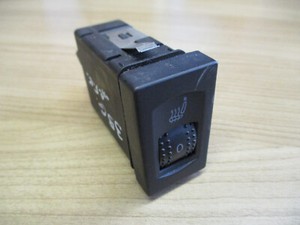 Schalter Sitzheizung links VW Passat 3B 3BG 3B0963563D Regler Fahrersitz