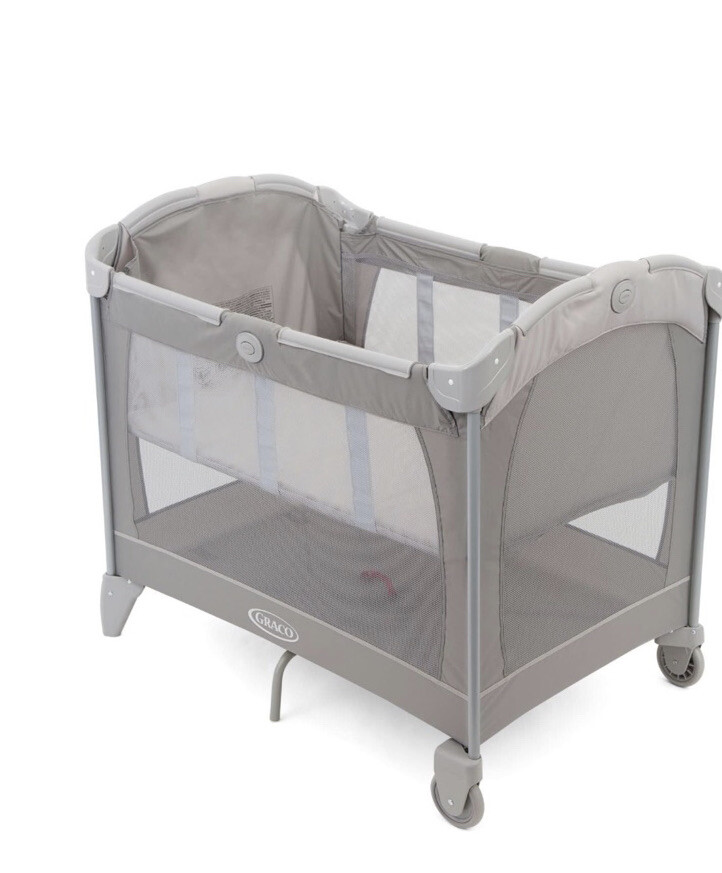 Graco Contour Travel Cot- Bassinet Lightweight Compact fold Carry Bag