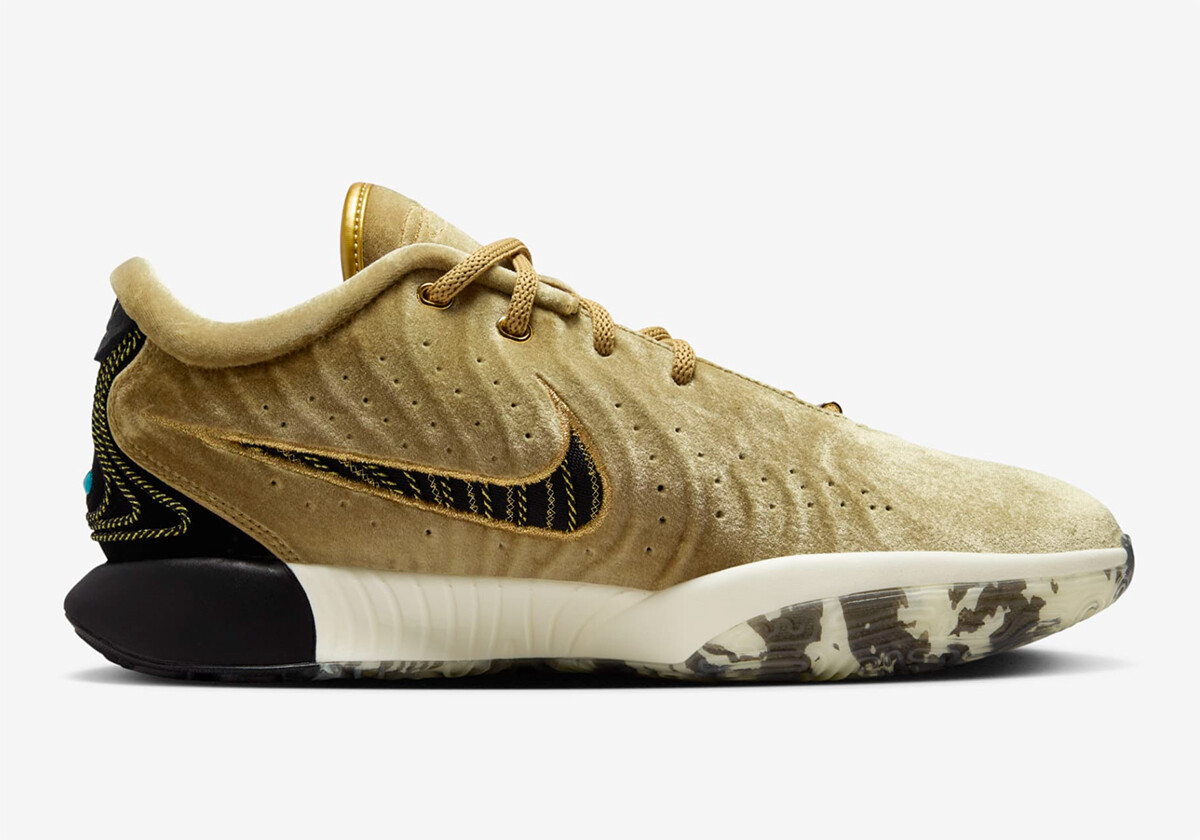 Nike LeBron XXI 21 QS The Shop Nobility Metallic Gold FZ7883-700