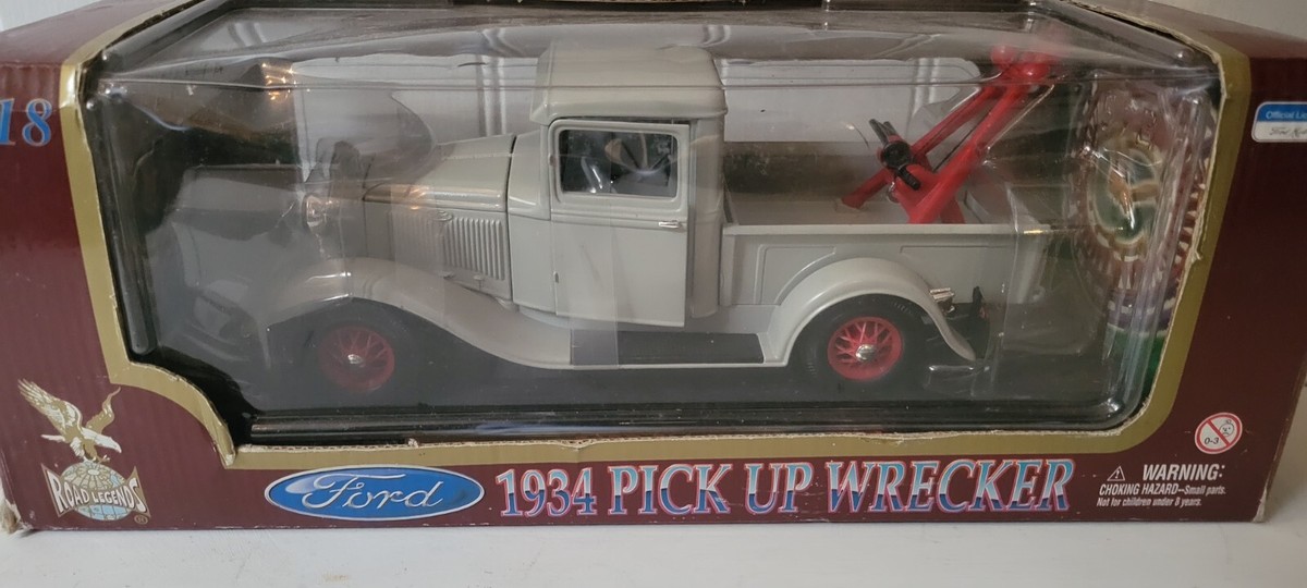 ☆ 34 FORD PICKUP ☆ 34 フォード トラック ☆ 1/18 Road