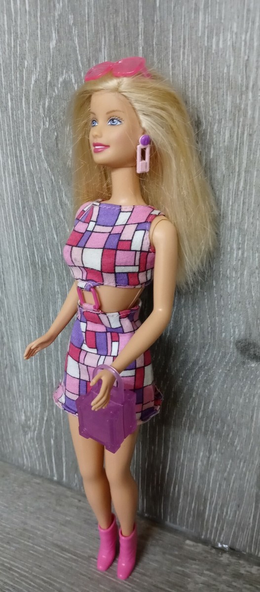 ブリ様 Barbie 2000 Hip To Be Square Barbie Doll Mattel #28313 | eBay