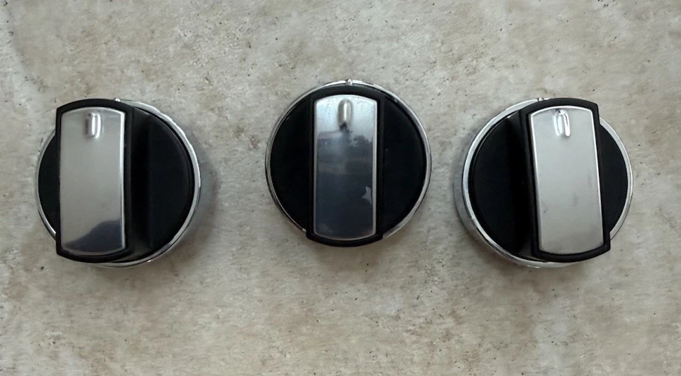 Oster Countertop Oven Knobs A Set Of Three
