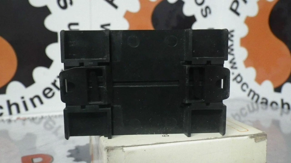 DSDR2 Syrelec Voltage Relay 90-270Vac (New In Box) - Image 3 of 4