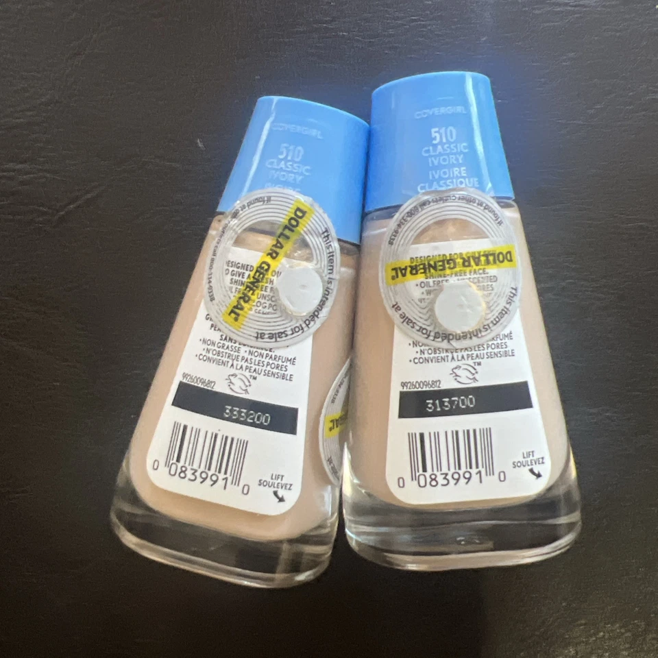 Lot Of 2 COVERGIRL Clean Matte Liquid Foundation 510 Classic Ivory New Sealed - Image 2 of 2