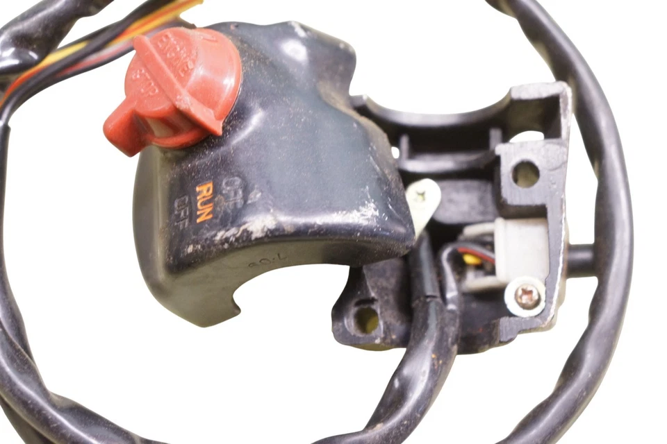 Interruptor de parada de arranque derecho para Honda CB360T CB400F CB550F/K CB750F *2815A #1 Foto 3 de 4