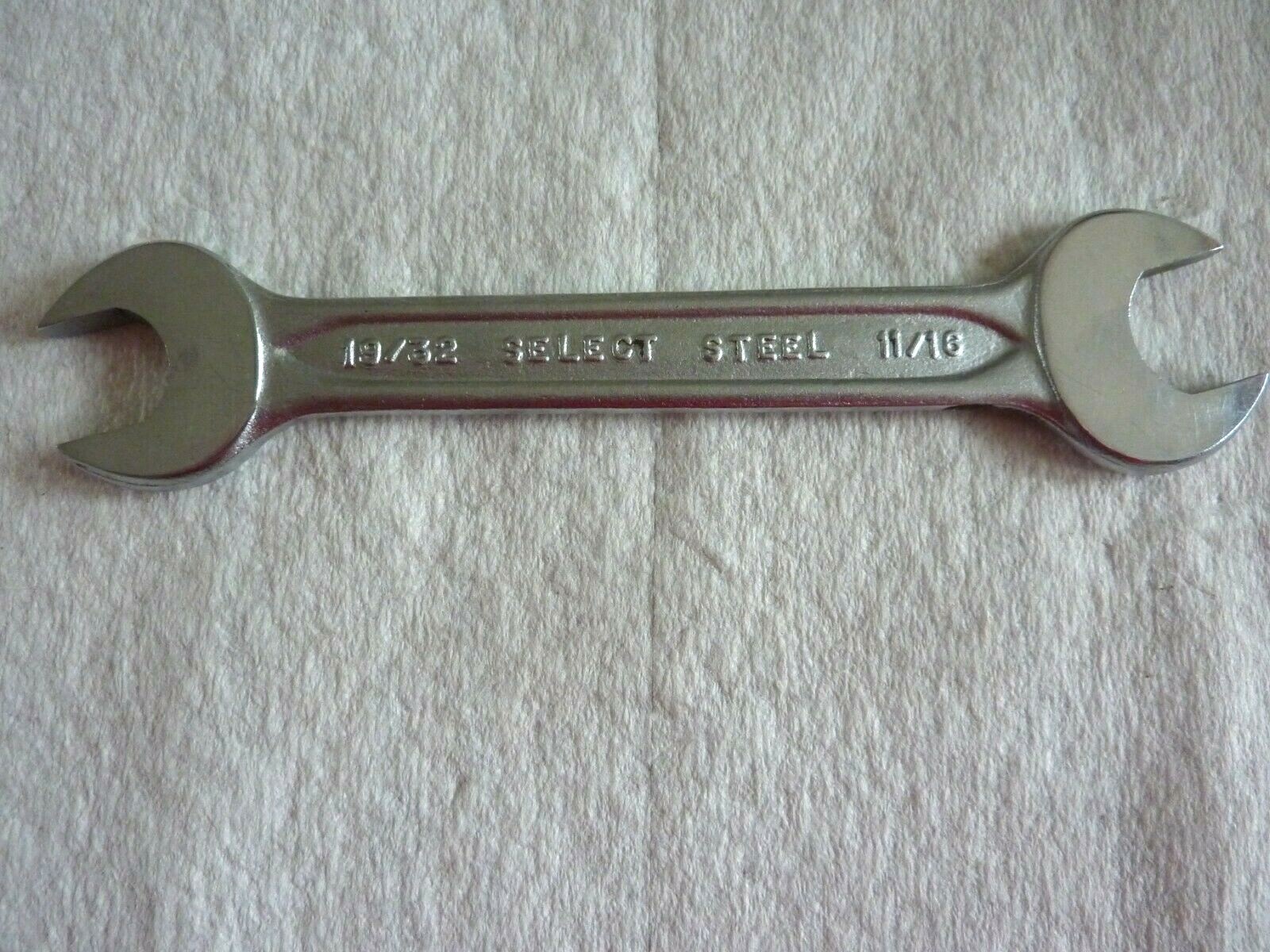 Picture 1 of 4