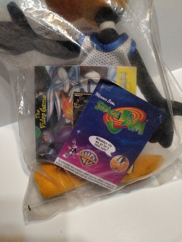 McDonald's Space Jam Daffy Duck Plush Stuffed Toy - Factory Sealed Vintage 1996 - Picture 3 of 6