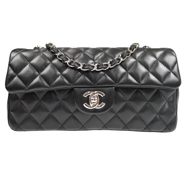 CHANEL Quilted East West Shoulder Bag Purse Black Lambskin 14106627 76913 CHANEL Quilted East West Shoulder Bag Purse Black Lambskin 14106627 76913