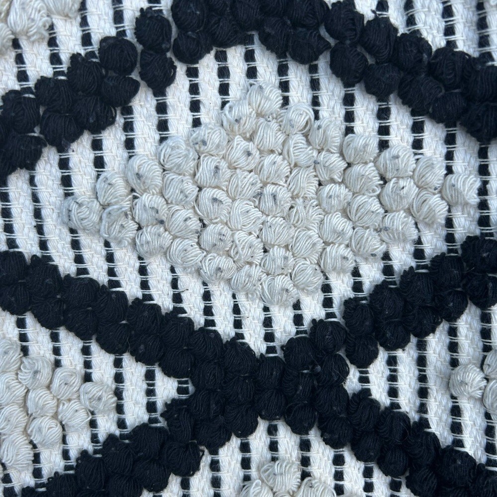 Picture 4 of 7