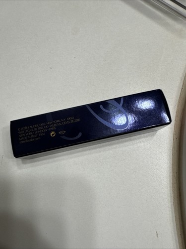 Rossetto Lipcolor Liquido Estee Lauder Petal 402 Pure Color Envy. Nuovo con scatola!! - Foto 7 di 9