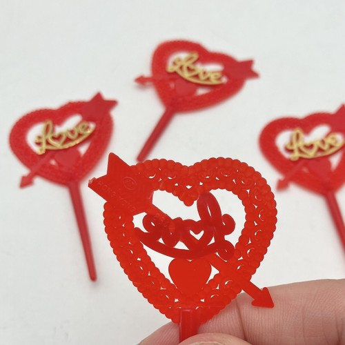 Vtg LOT Valentine's Day Decor Plastic Heart Cupcake Picks Toppers Trinkets - Picture 3 of 5