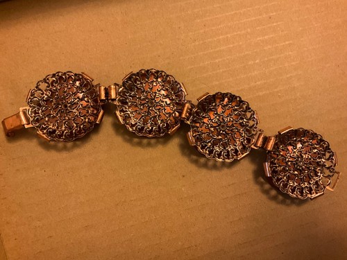 Vtg Copper tone Wavy Lucite Goldstone Glitter Sparkly 4 Panel Bracelet 7 1/4" - Picture 18 of 24