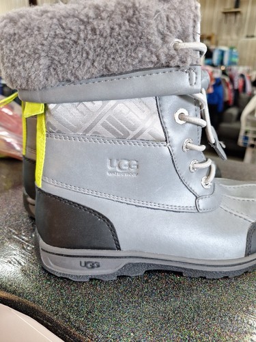 UGG Big Kids Butte II Chromatic Gray Lace Boot Size 3 - Picture 5 of 7