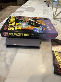 Solomon&rsquo;s Key NES Complete CIB Box Manual Inserts Near Mint