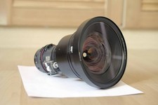 Panasonic ET-DLE080 Weitwinkel Objektiv 0.78-0.98 Optik (wie DLE085) f&uuml;r PT-DZ