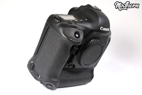 Canon EOS 1DX 18.1MP Digital SLR Camera Body - Only 38k Shutter Count - Picture 3 of 8