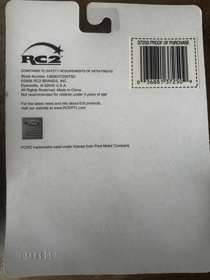 1:64 Ertl Farm Country Kids Ford F-350 Red Flatbed Stakebed Truck New in Package - Image 3 of 3